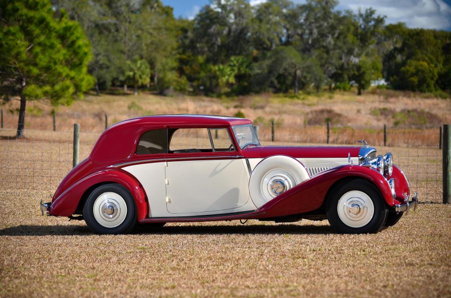  Bentley 4&frac14;-Litre Coupe by Park Ward (B131MX) 1939 года  (фото 11 из 16)